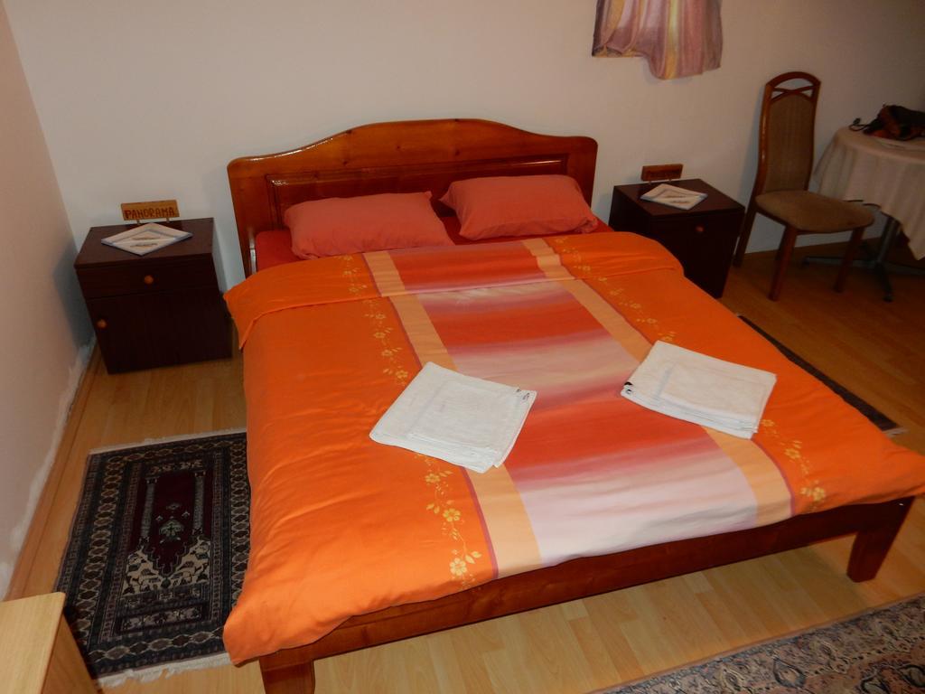 Bed and Breakfast Panorama Lomnica Despotovac Zewnętrze zdjęcie